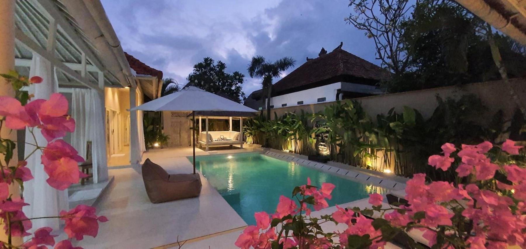 La Dolce Villa Seminyak Exterior foto