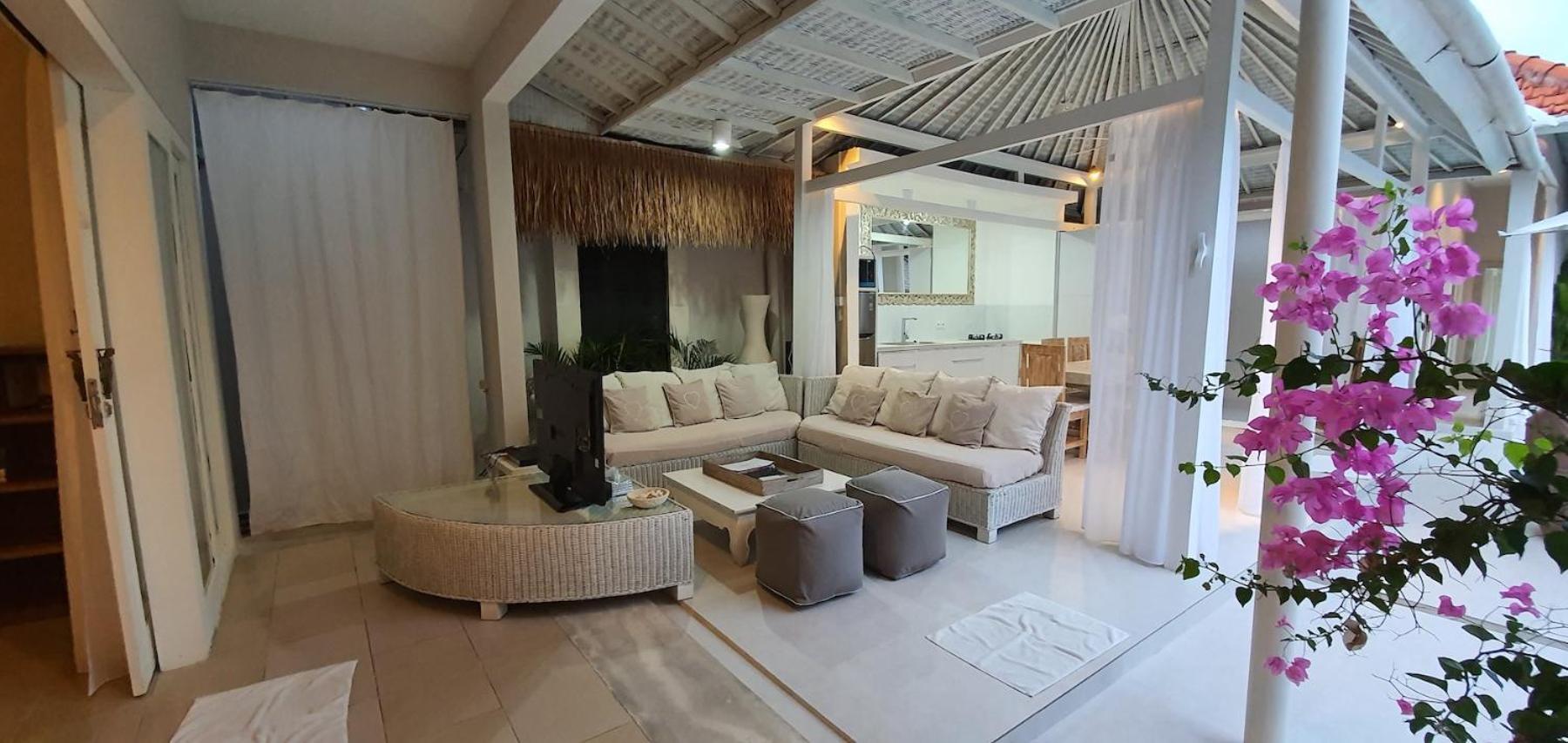 La Dolce Villa Seminyak Exterior foto