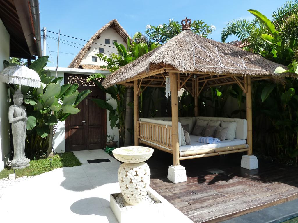 La Dolce Villa Seminyak Exterior foto